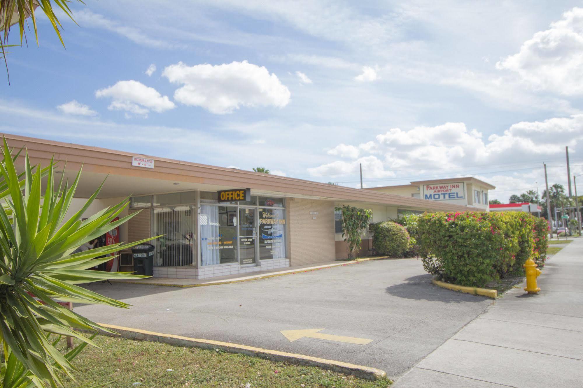 Parkway Hotel Miami Springs