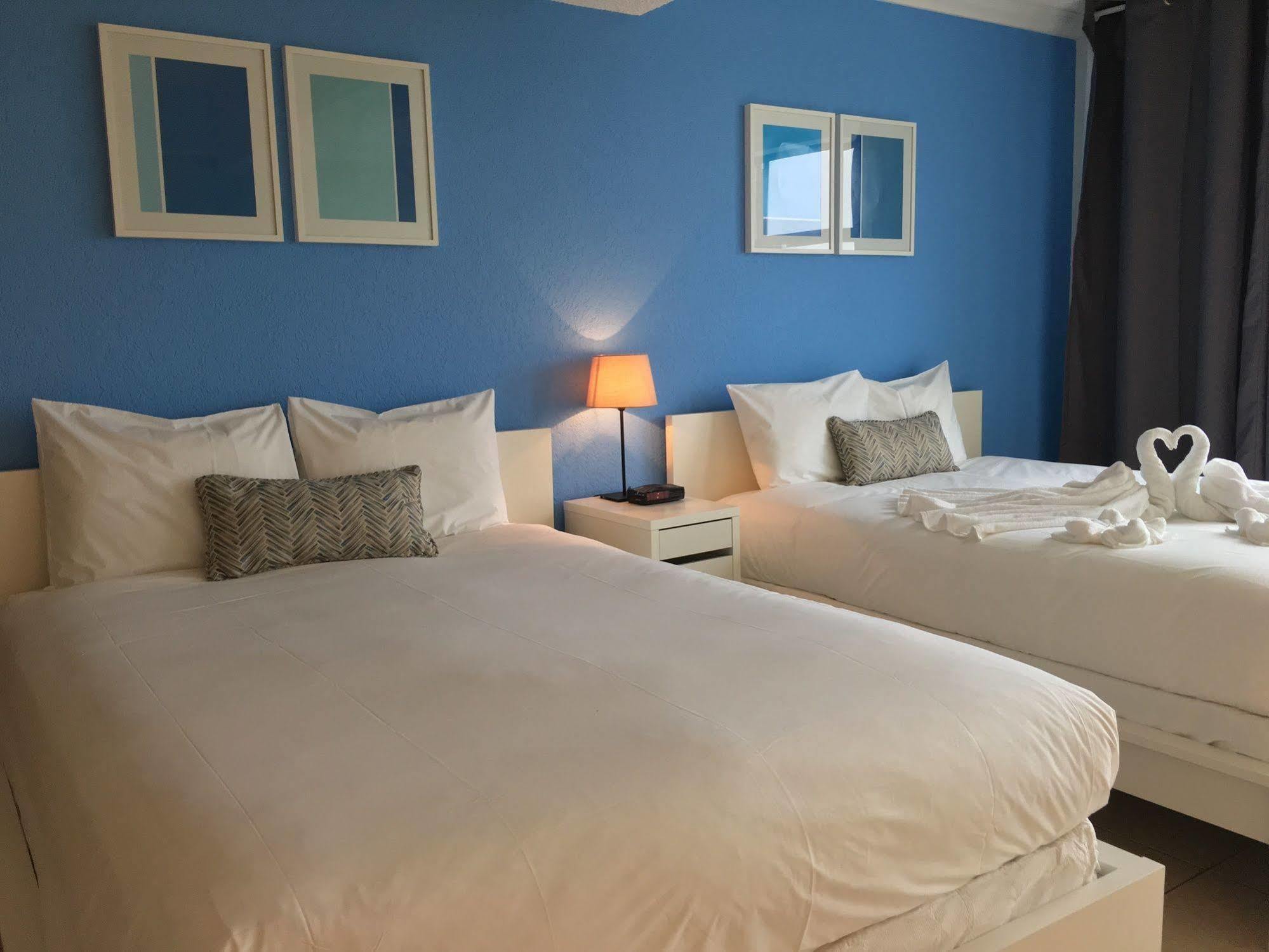 Design 3* Hollywood