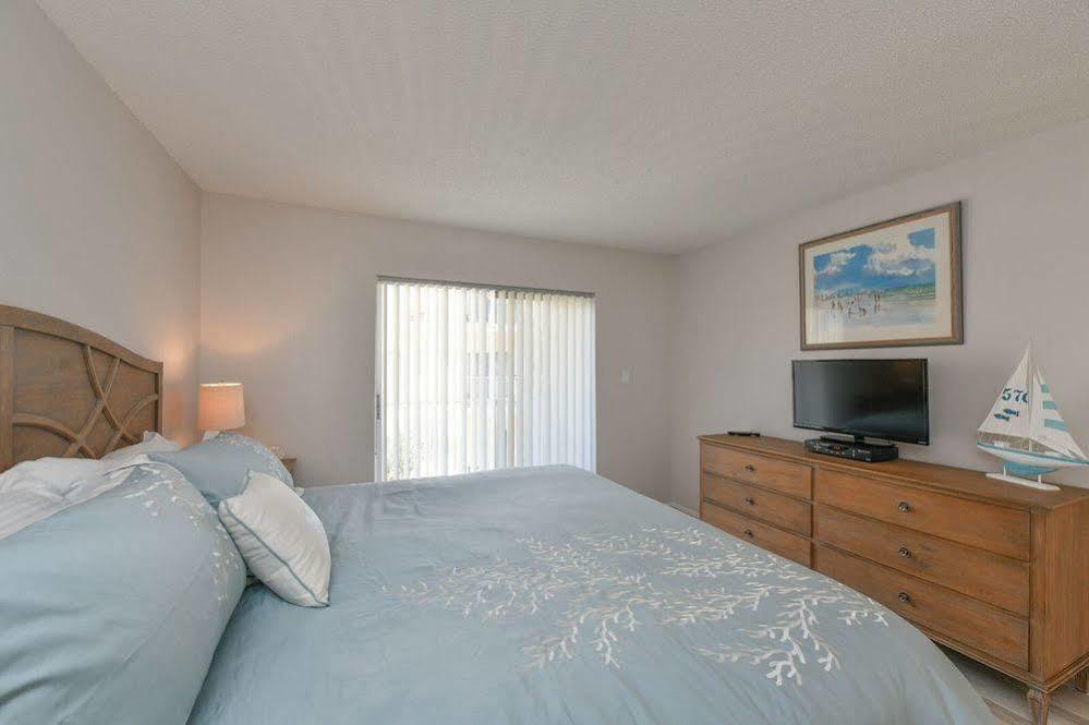 Palm Bay Club Apartment