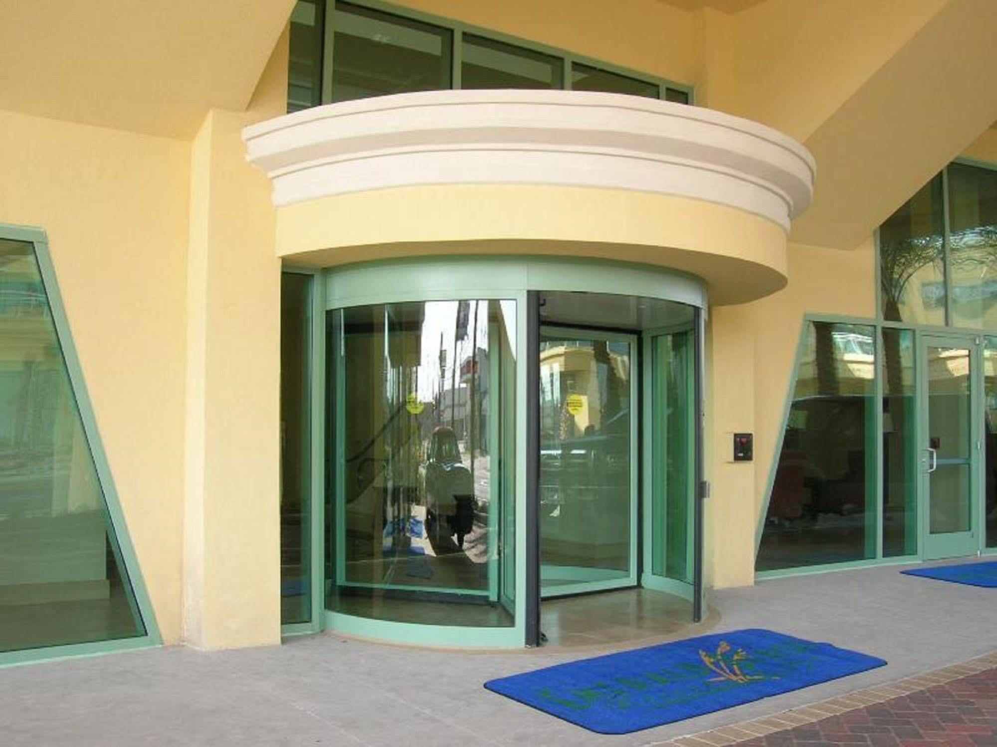 Emerald Beach Resort By Southern Panama City Beach