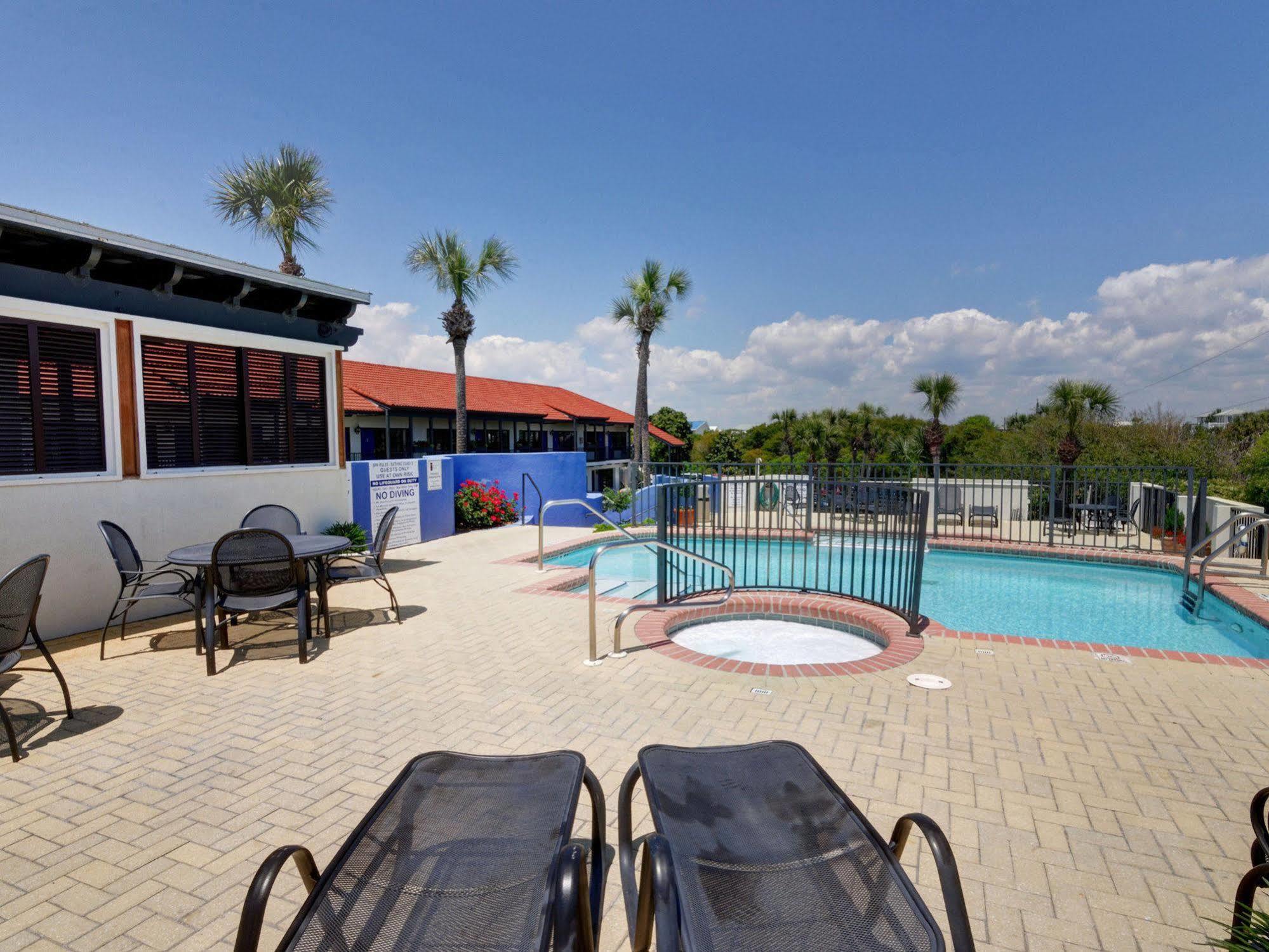 Beachside 3* Destin