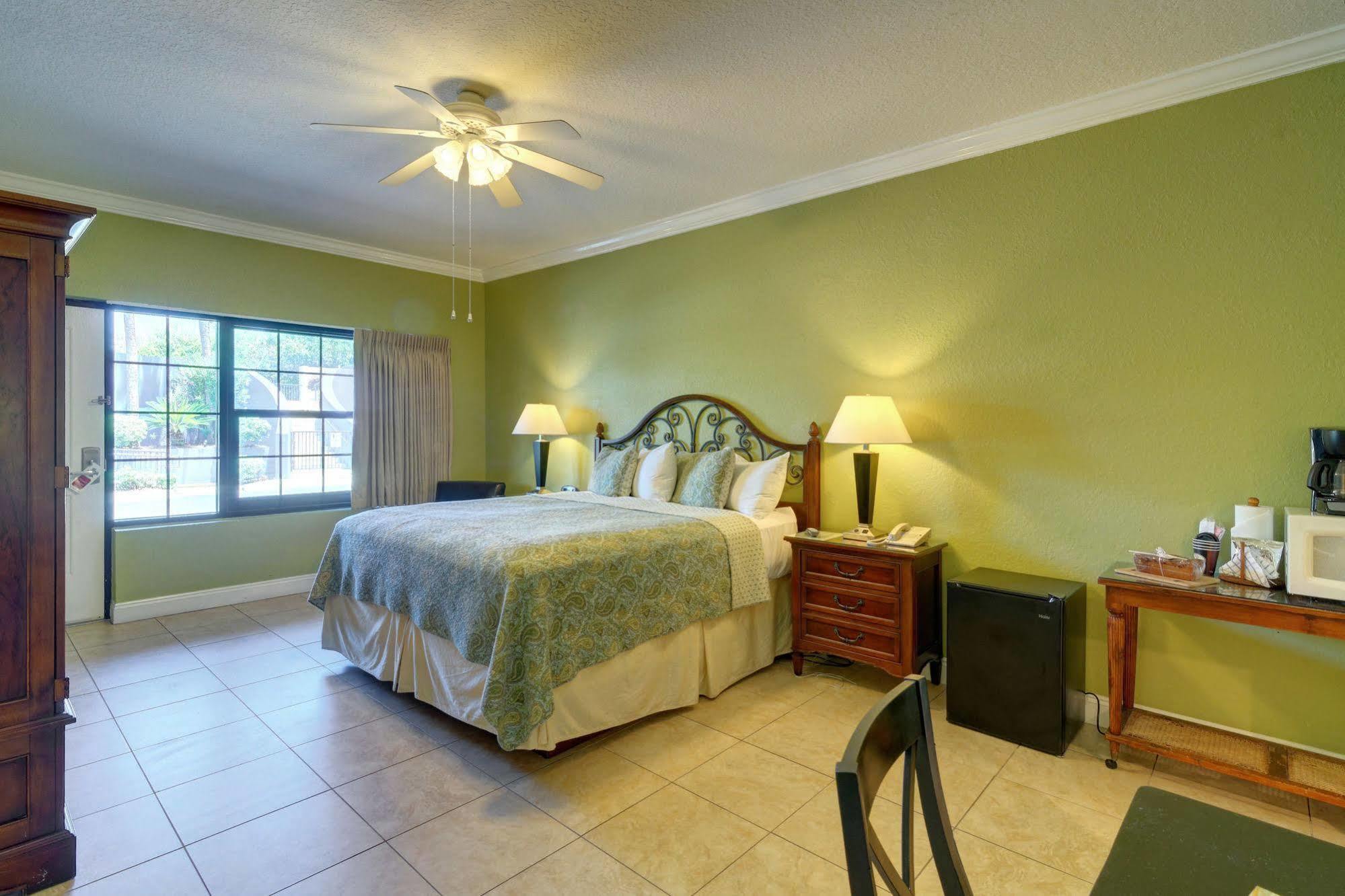 Hotel Beachside Destin