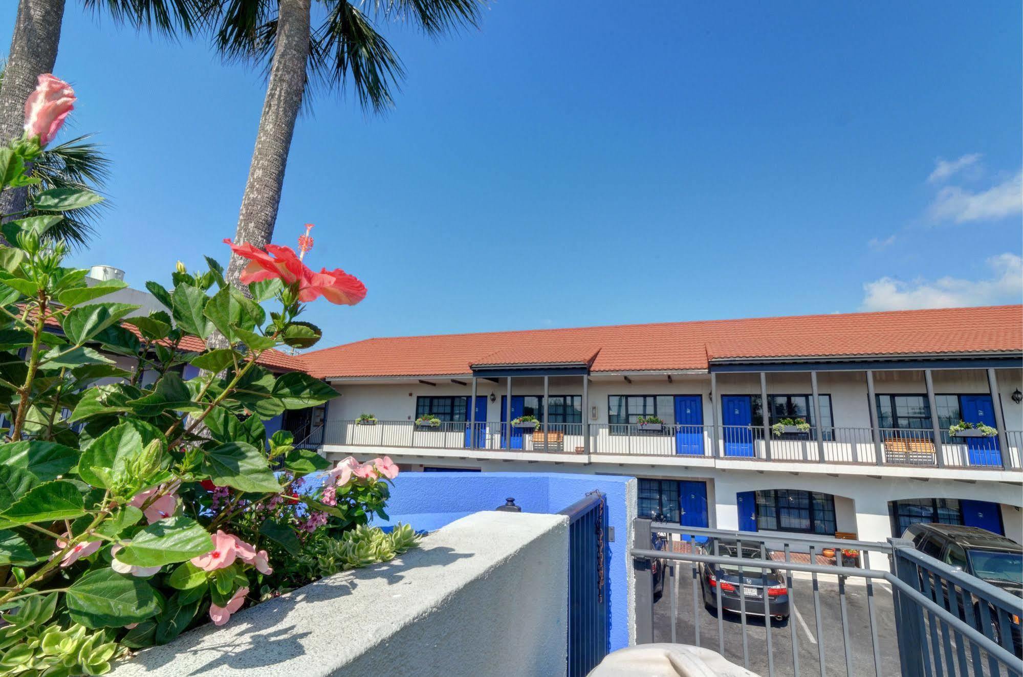 Hotel Beachside