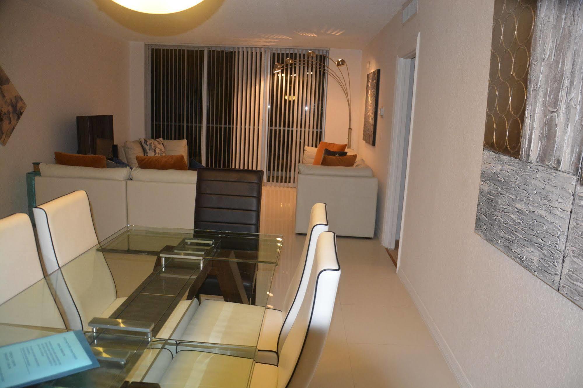 Apartment At Sian Residences Hallandale Beach