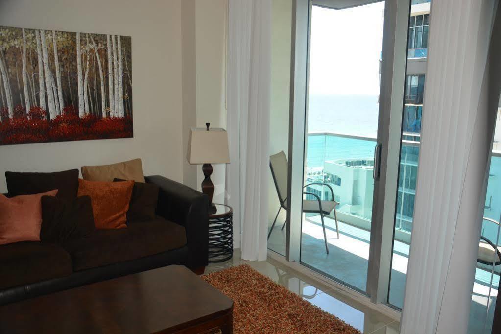 At Sian Residences Apartment Hallandale Beach