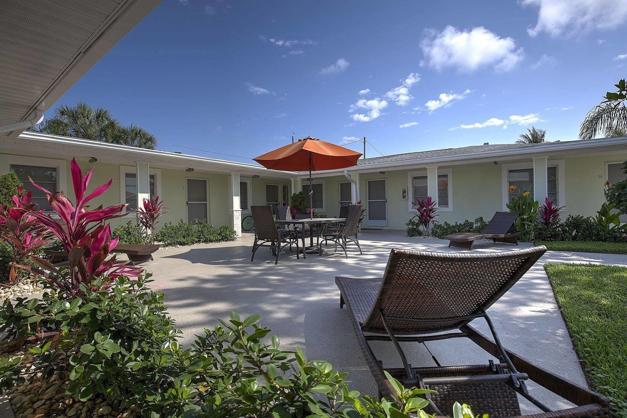 Aparthotel Park Shore Suites Madeira Beach