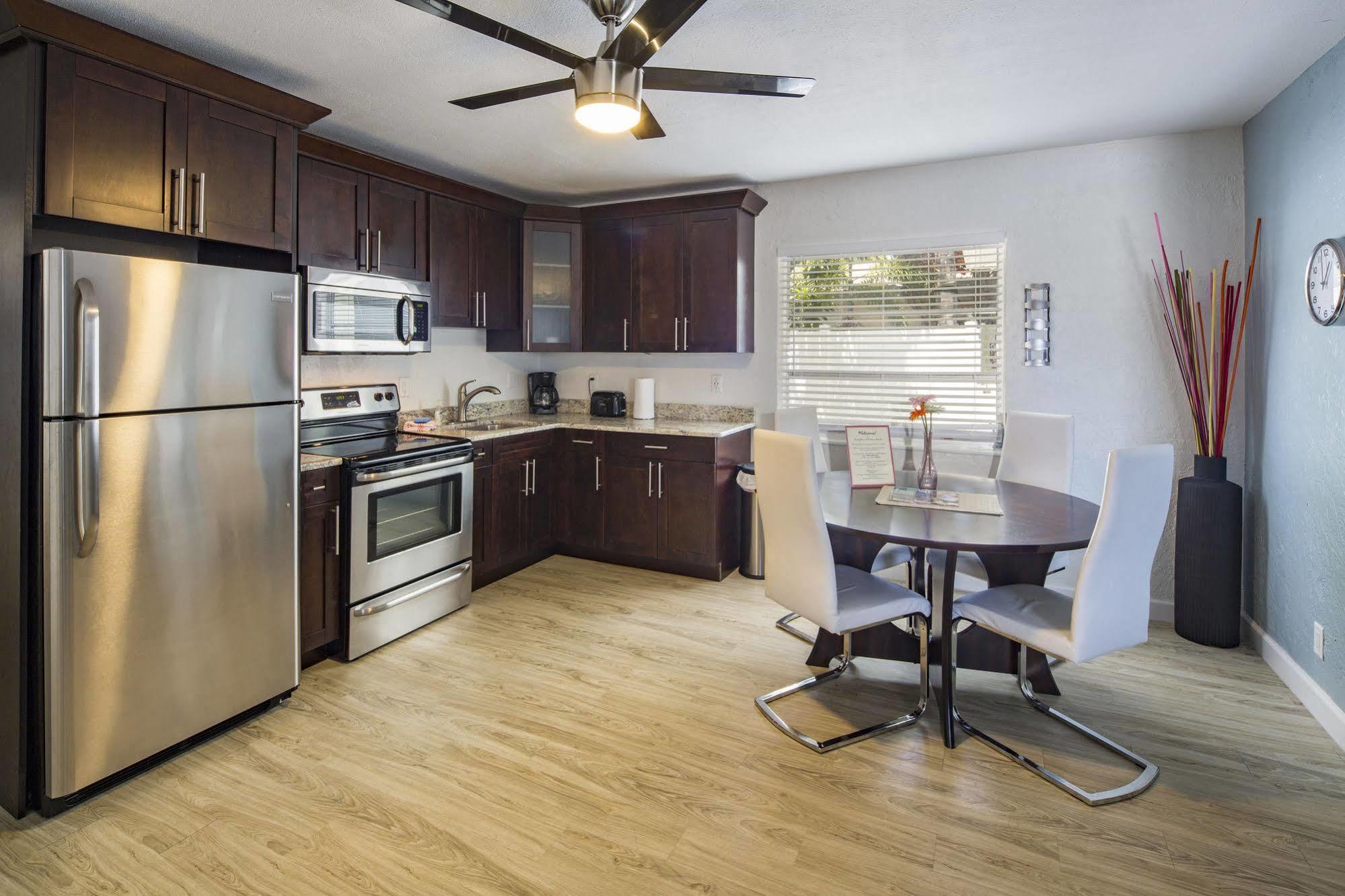 Park Shore Suites Madeira Beach