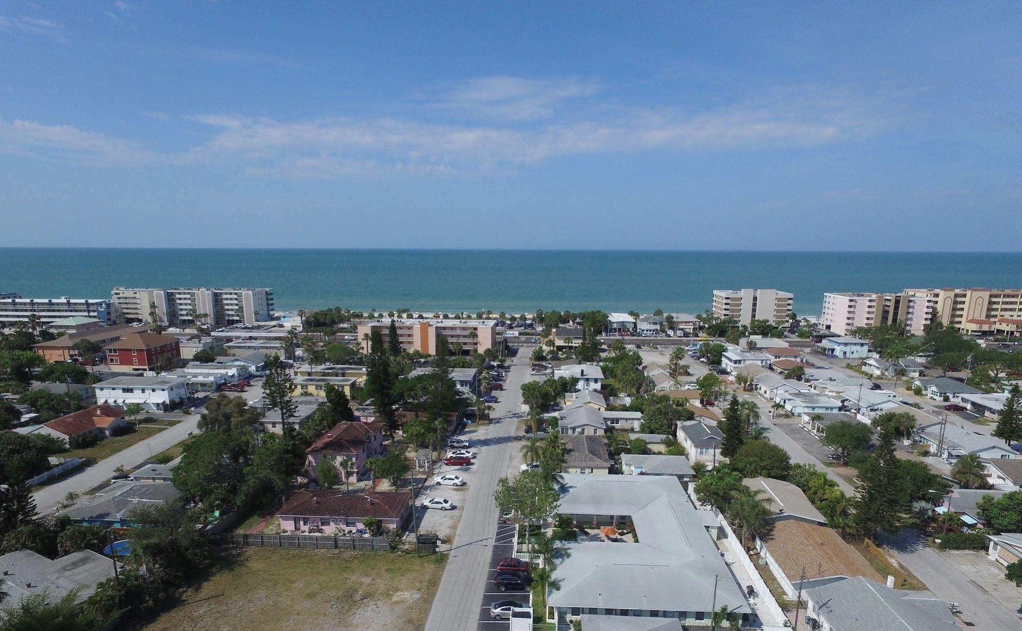 Aparthotel Park Shore Suites