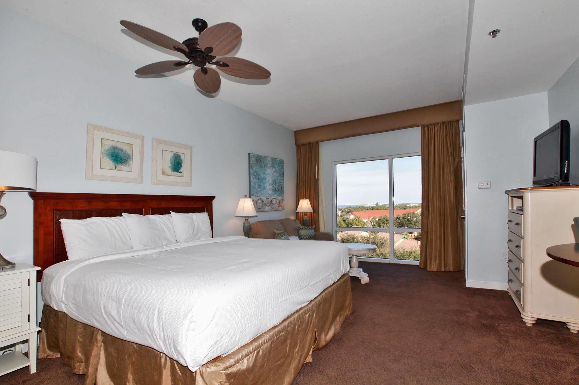 Hotel Luau By Panhandle Getaways