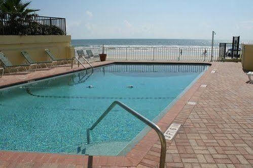 Shores Club 3*