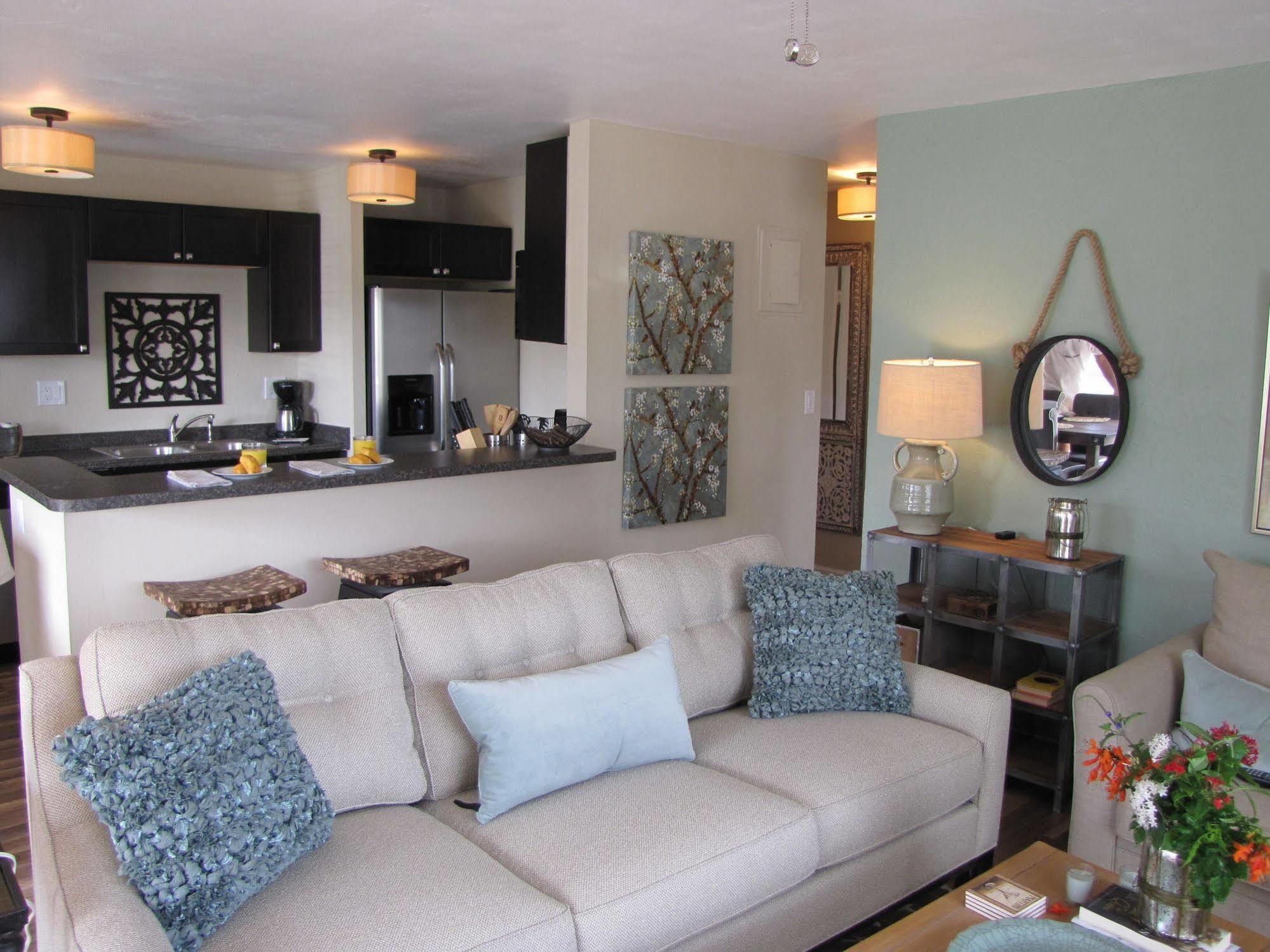 Five Wilton Flats * Fort Lauderdale