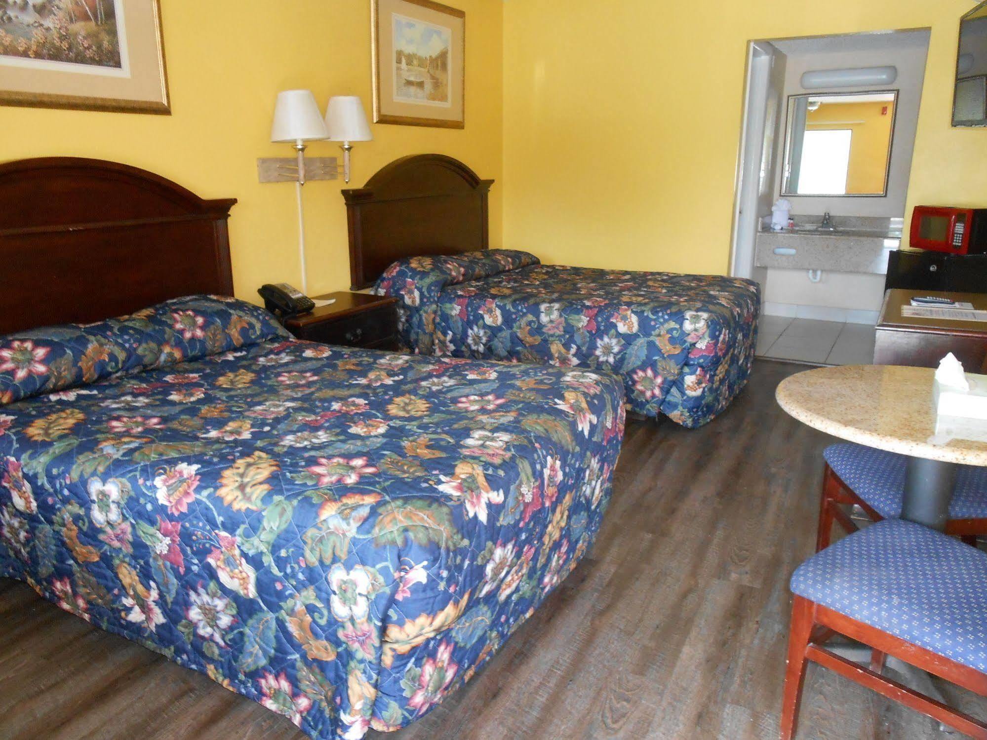 Executive Garden Hotel