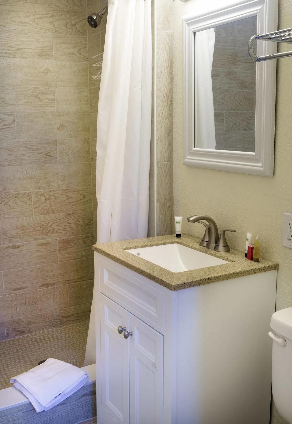 Atlantic Hideaway Inn 3*