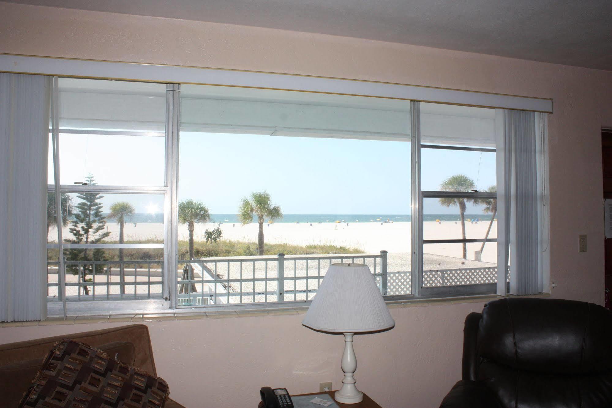 Ibeach Treasure Island