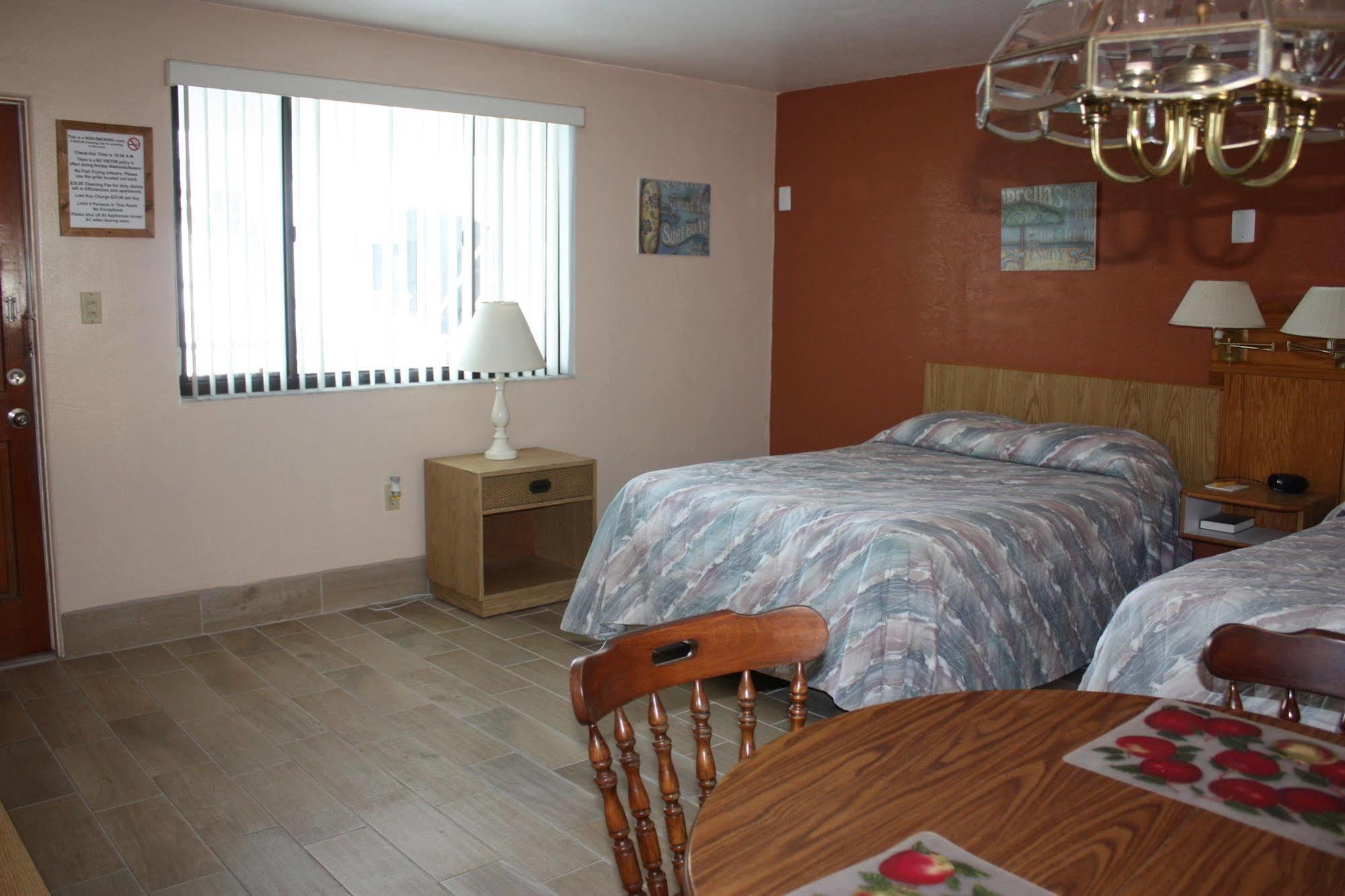 Ibeach Hotel Treasure Island