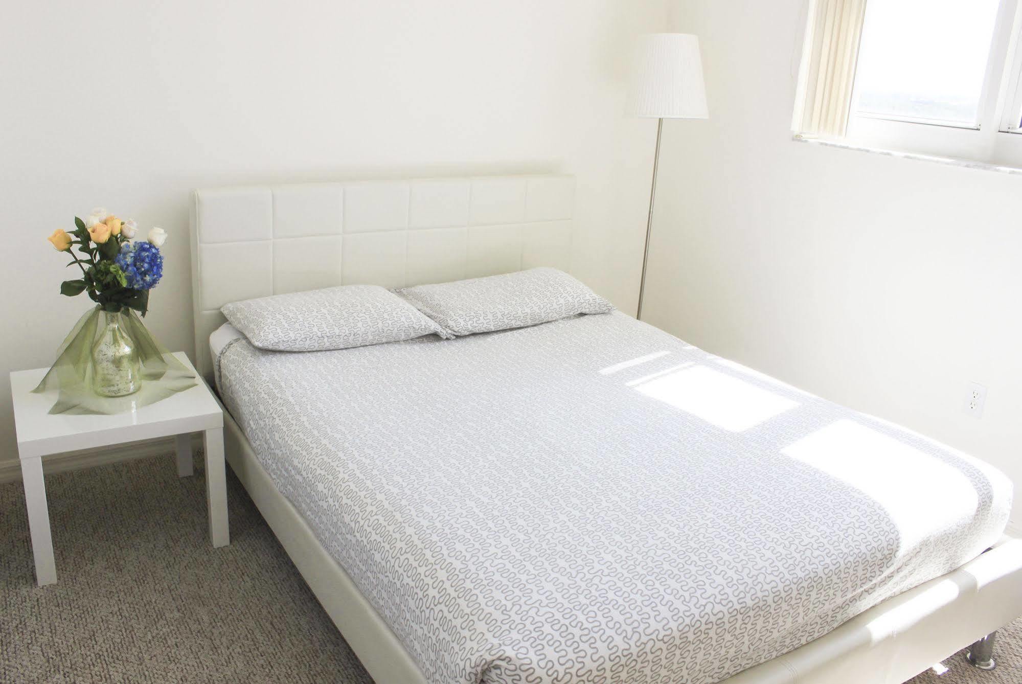 Best Holiday Suites Botel
