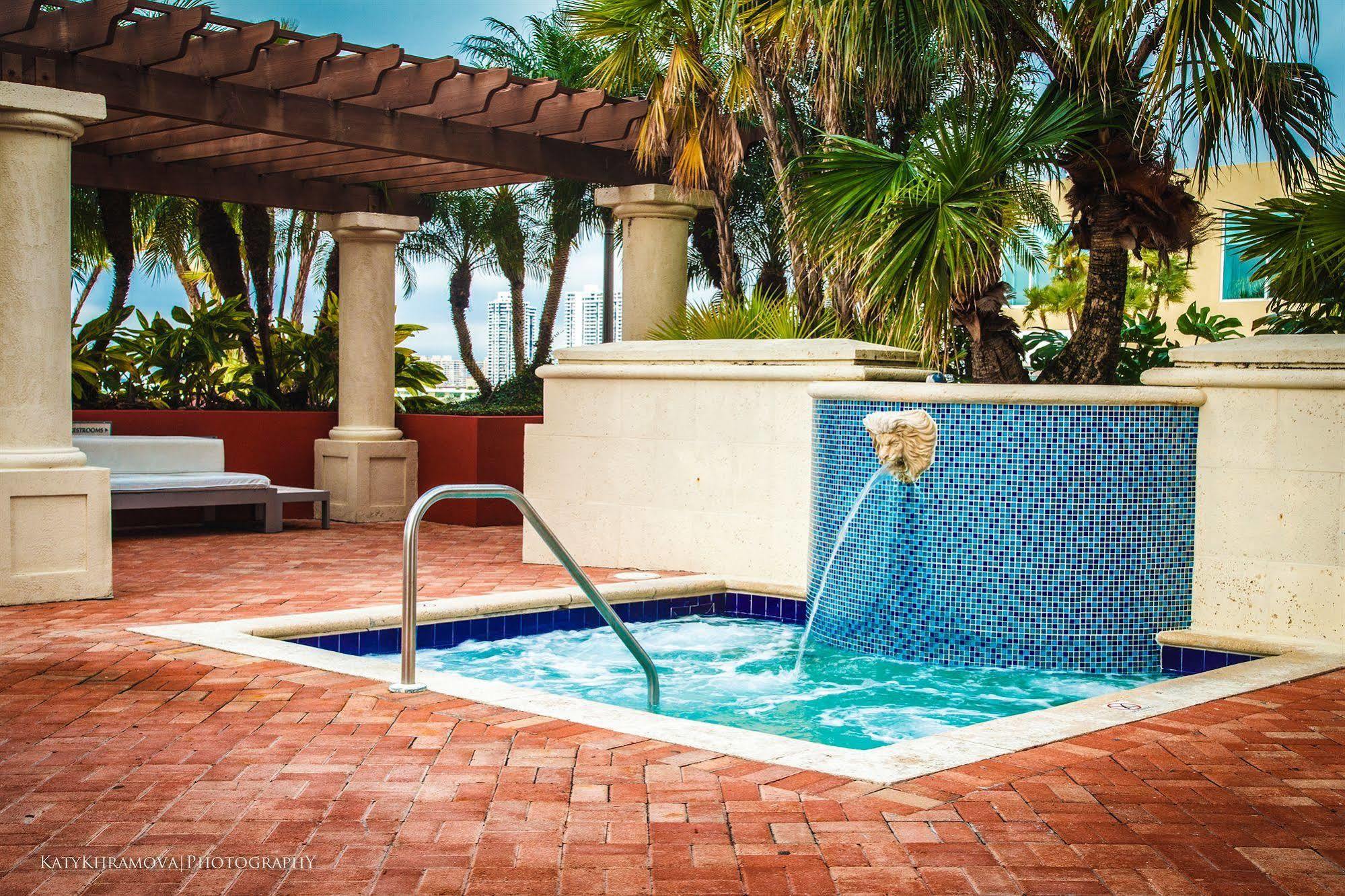 Best Holiday Suites 4* Sunny Isles Beach