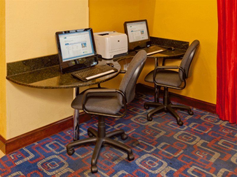 Hotel Express & - Nearest Universal By Ihg Orlando