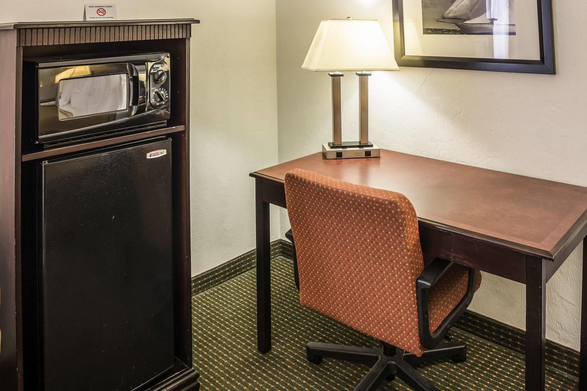 Lodge Econo Palm Coast