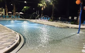 Hotel Holiday Inn Express & Suites - Orlando At Seaworld By Ihg