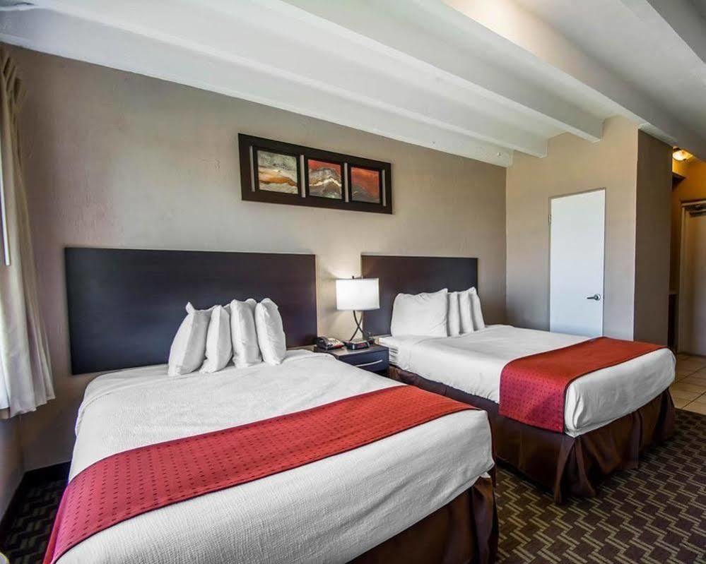 House Hotel