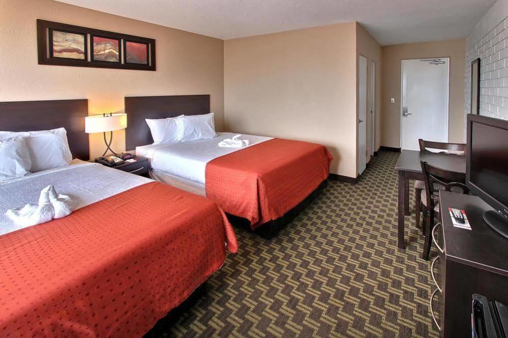 Hotel House 2*