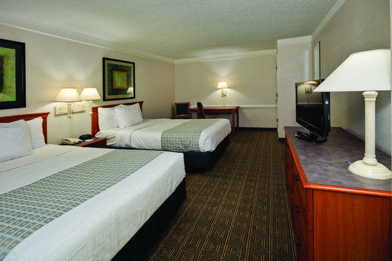 Stayable North Hotel 2*