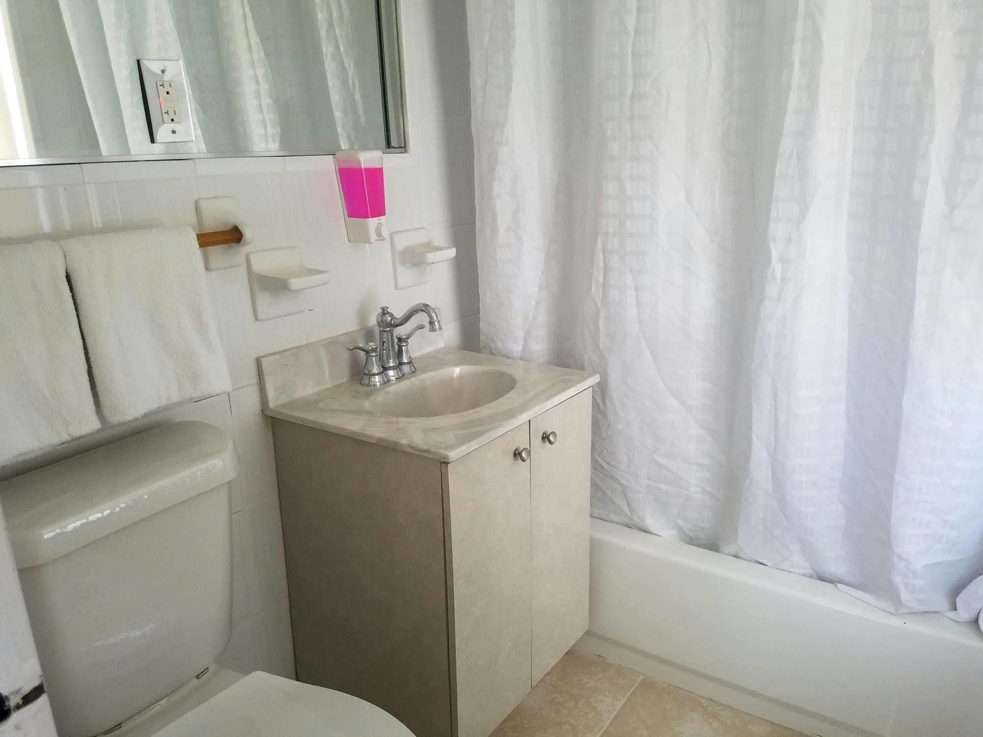 Apartment Ocean Front Casablanca With Full Kitchens & Access By Bl