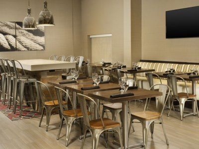 Four Points By Sheraton Jacksonville Beachfront Hotel