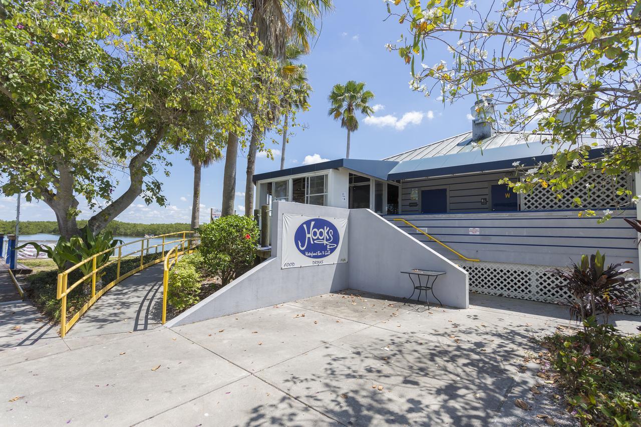 Aparthotel Tampa Bay, Step Away, Wifi, Free Parking,pools, Jacuzzi Ruskin