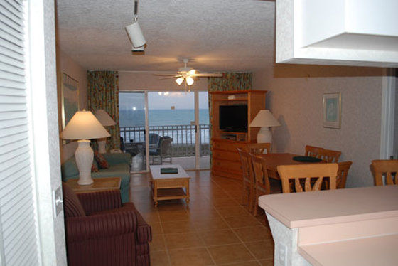 Resort Discovery Cocoa Beach