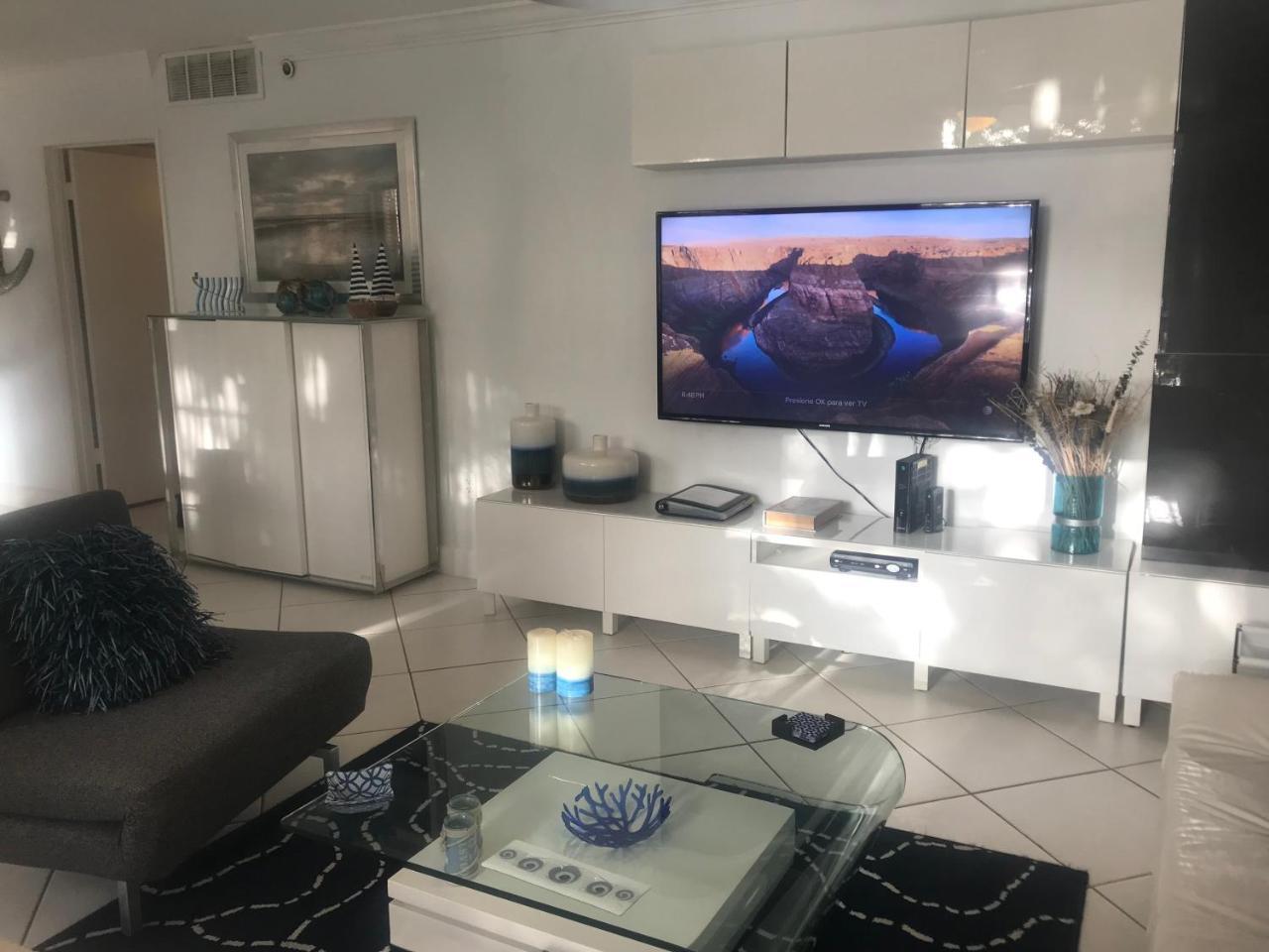 The Nautical! Amazing 3bed 2bath At Yacht Club Aventura