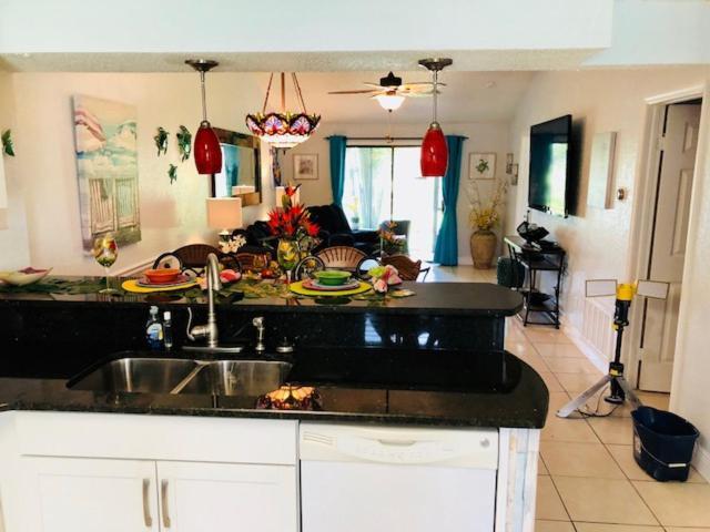 2 Bedroom , 2 Bath , * Oldsmar