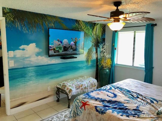 2 Bedroom , 2 Bath , *