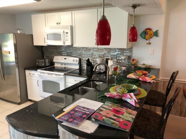 2 Bedroom , 2 Bath , Oldsmar