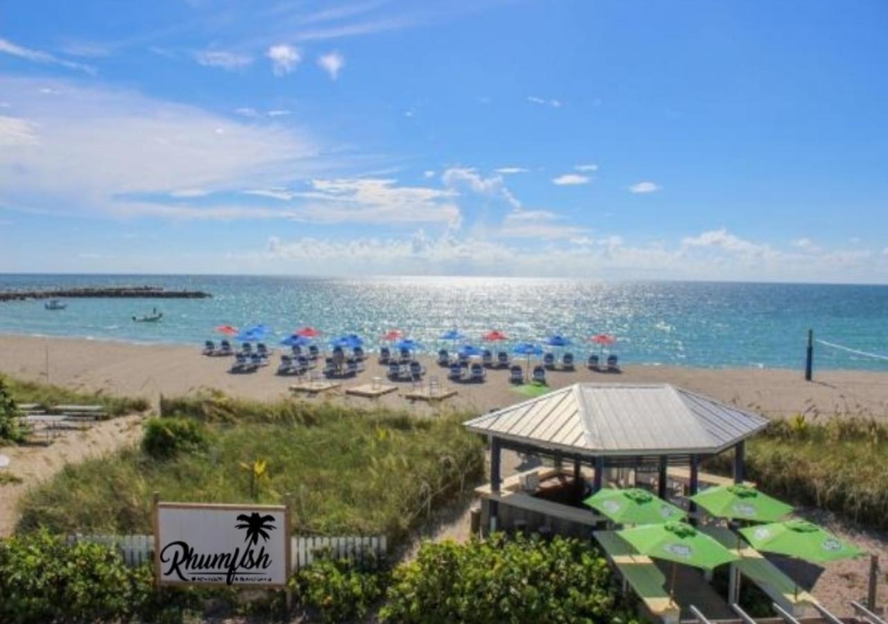 Resort Rhumcay Beach And Grille