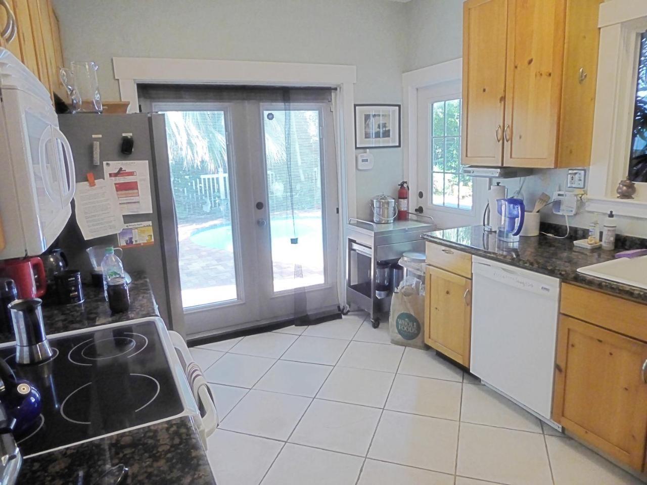 Holiday home Magical -private Pool-spa & Garden Lake Worth Beach