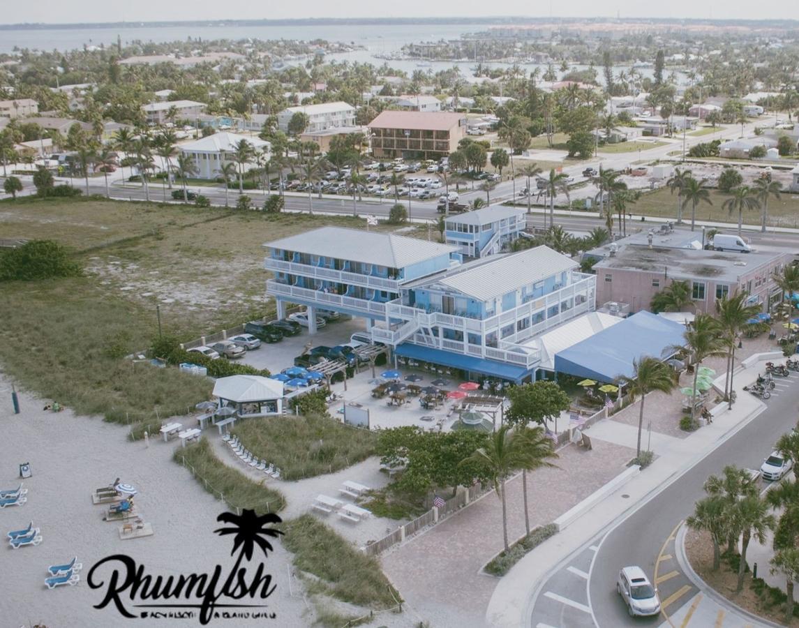 Resort Rhumcay Beach And Grille Fort Pierce