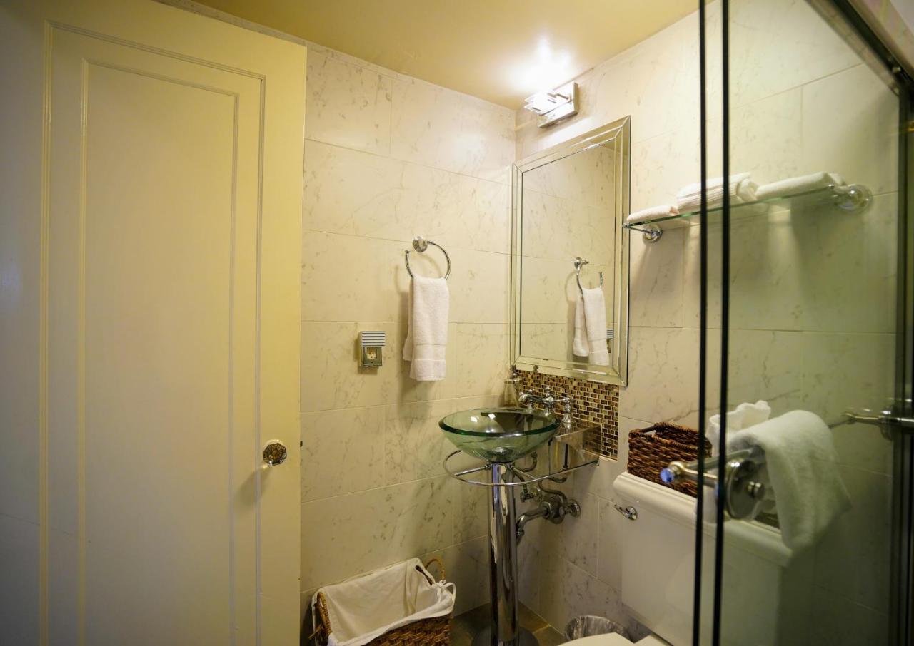 Aparthotel Renovated In The Heart Of Palm - Free Parking, Security Box
