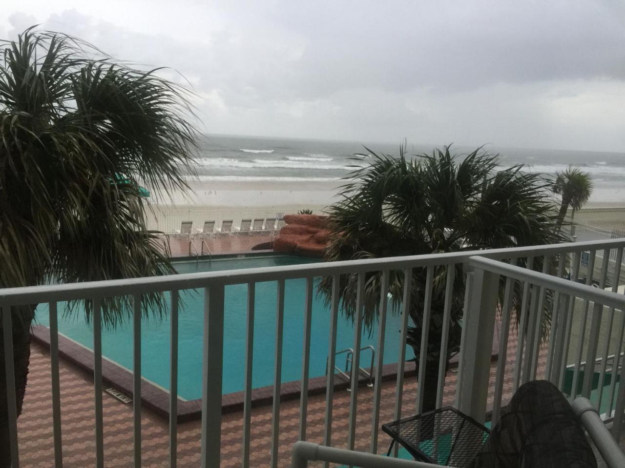 Ocean View One Bedroom Harbor Beach Aparthotel