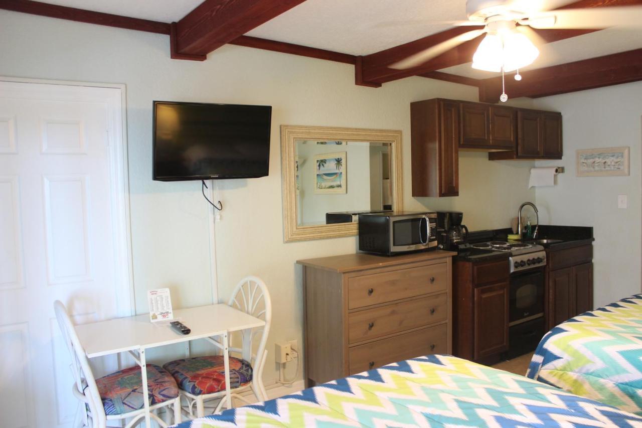 Motel Beach Suites