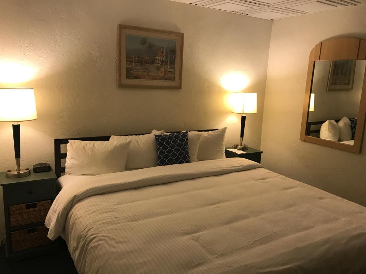 Key Largo Inn