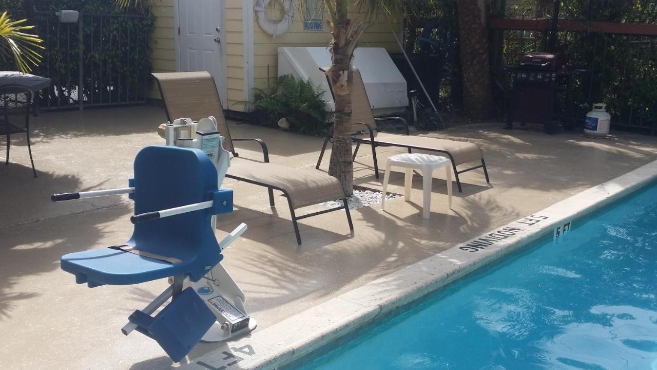 Motel Palm Breeze Hotel