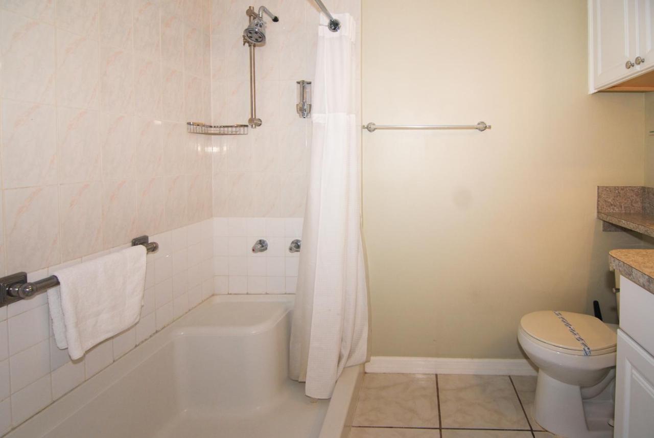 Sheridan Hostel Dania Beach