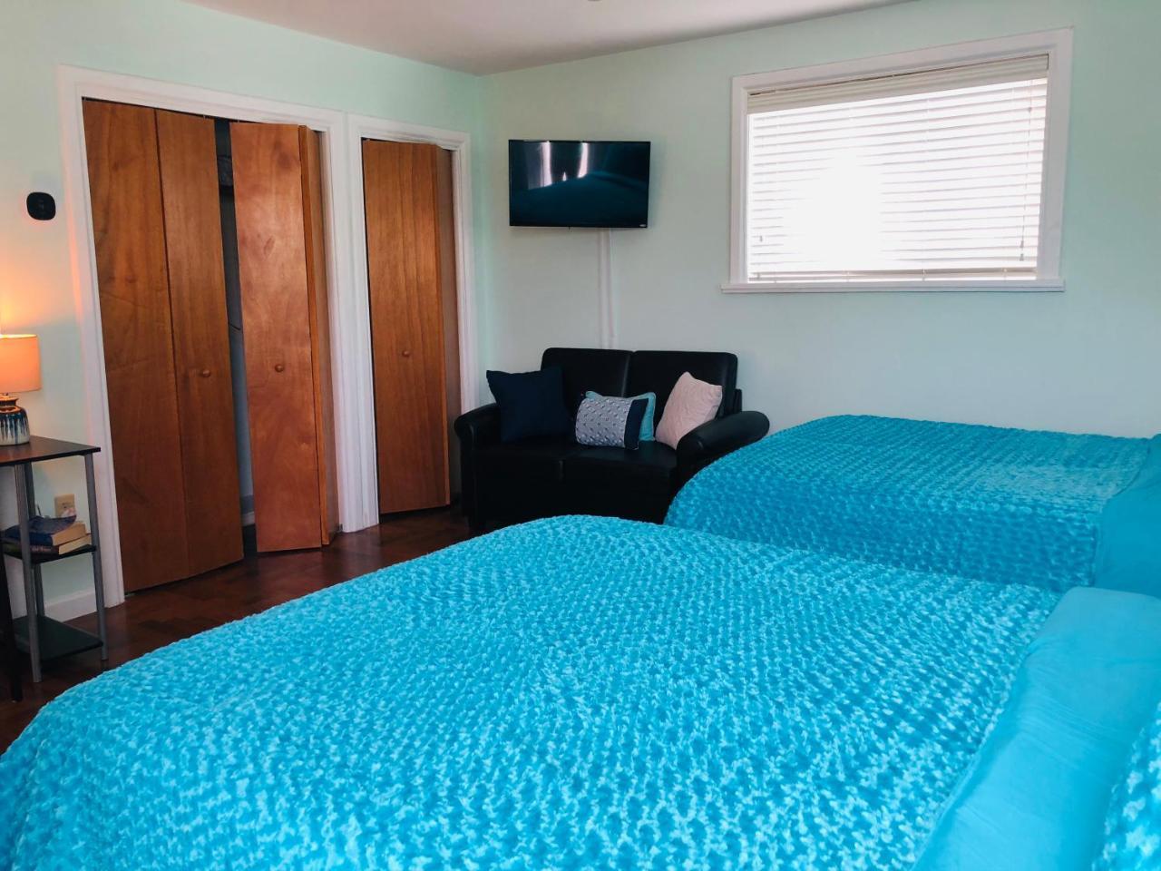 Blue House Miami Guest house