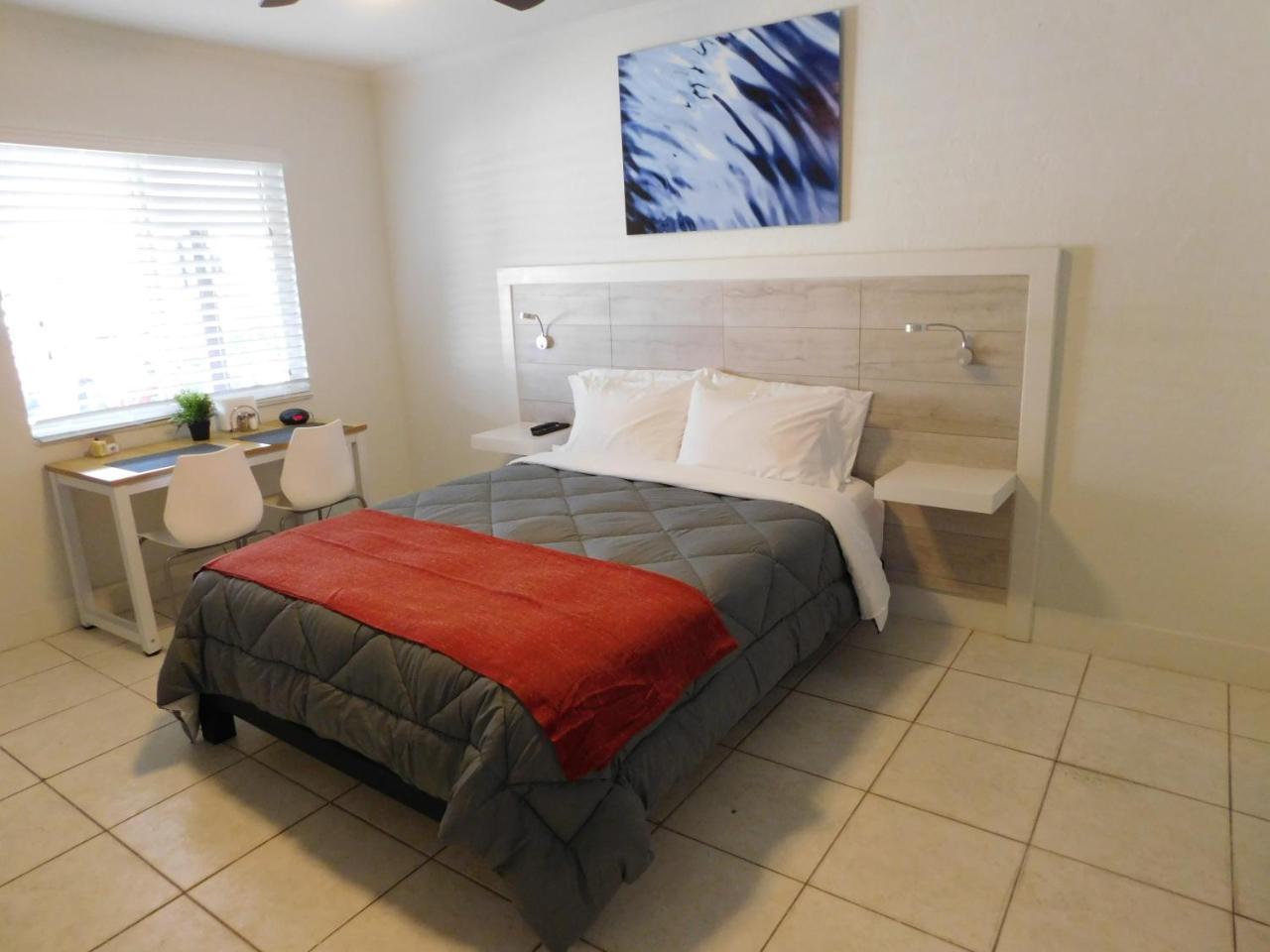 Inn Costa Deerfield 3*