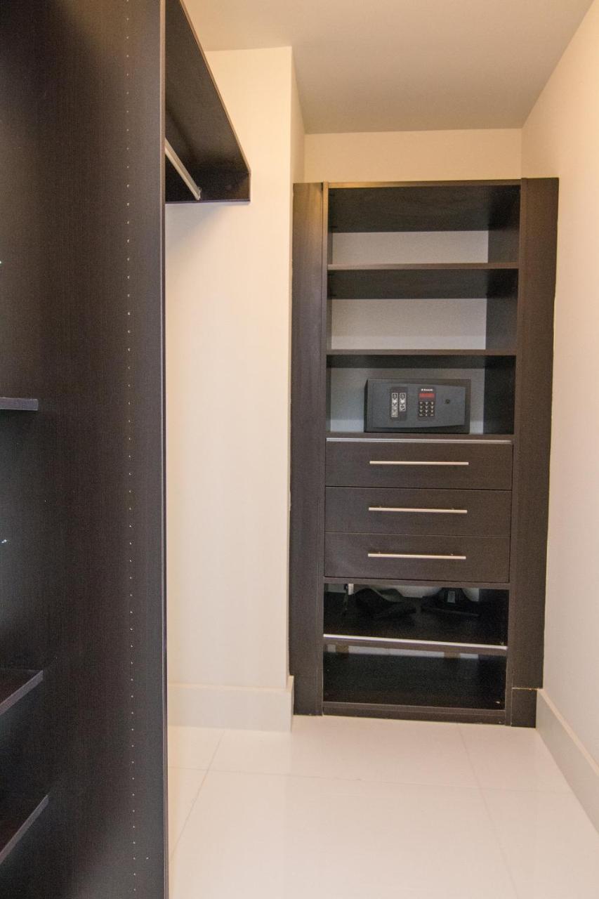 Luxury 5-star @37th Floor In Icon Brickell 2b/2b