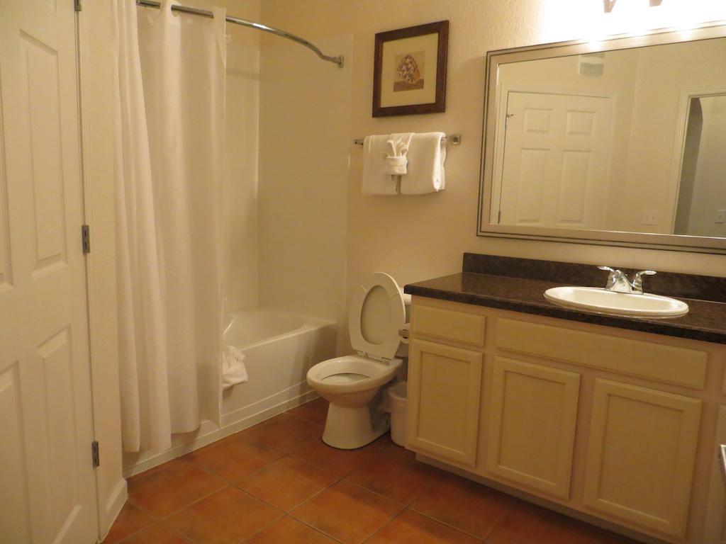 Angela's Palisades - Three Bedroom 406