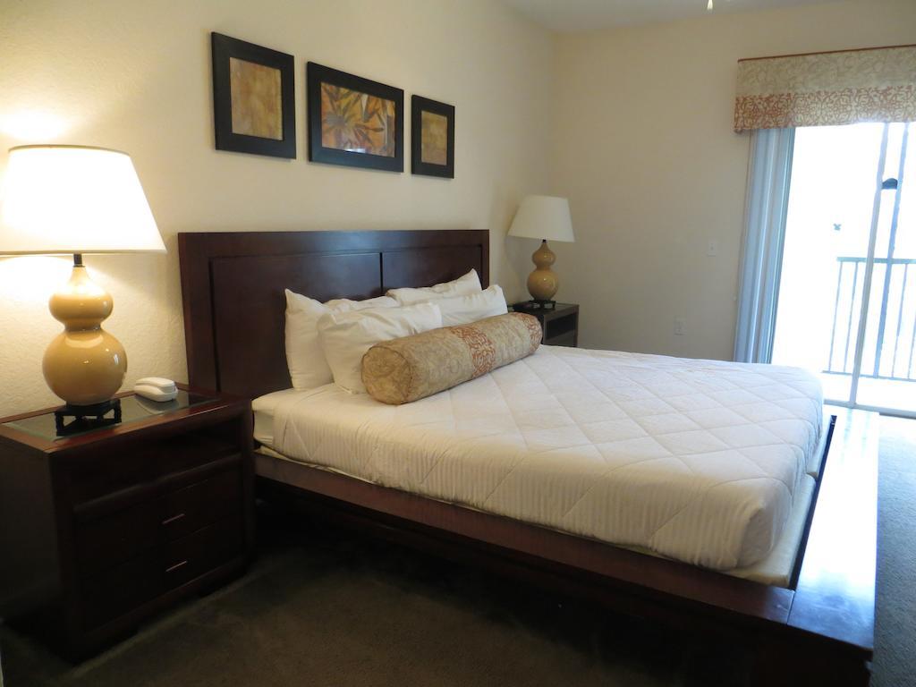 Angela's Palisades - Three Bedroom 406 * Four Corners