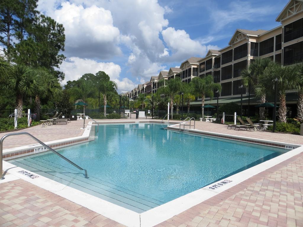 Angela's Palisades - Three Bedroom 406 *
